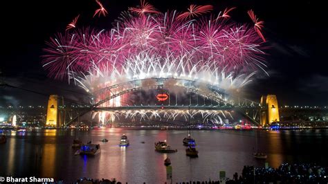 Sydney Harbour Bridge on New Year Evening - New Year’s Eve Capital of ...