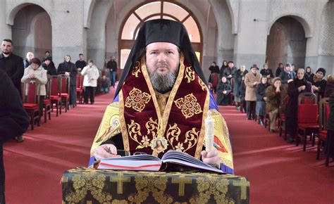 Canonul Cel Mare La Catedrala Episcopal Din Oradea Doxologia