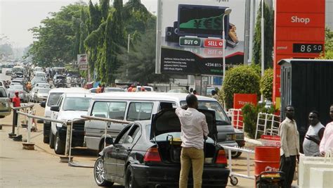 Fuel Scarcity Hits Abuja Commuters Car Owners Stranded Daily Post