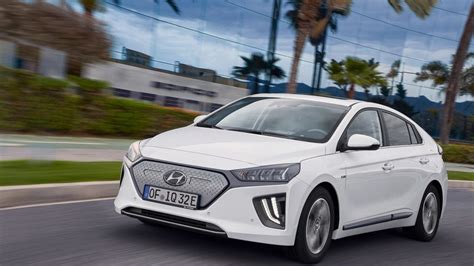 Nvezet J Rm Vek Gy Rt S Ba Kezd A Hyundai Elektromos Aut Z S