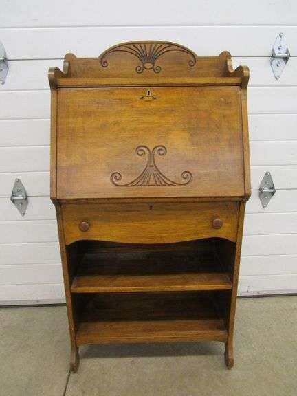 Maple Drop Front Desk W Drawer Oberman Auctions