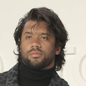 Russell Wilson - Age, Family, Bio | Famous Birthdays