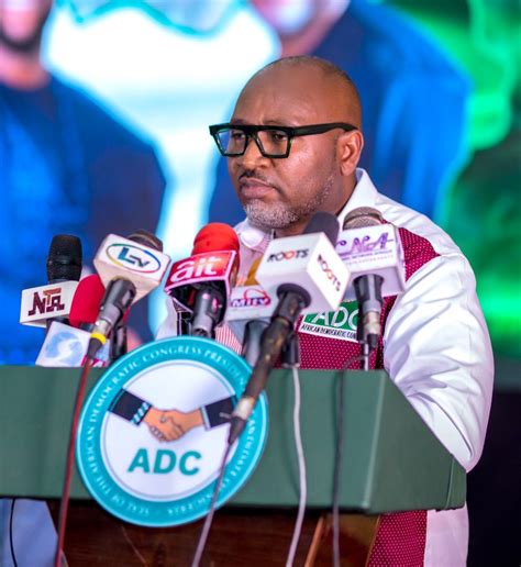 Atiku Lands In Uyo Ahead Of PDP Presidential Campaign Flag Off