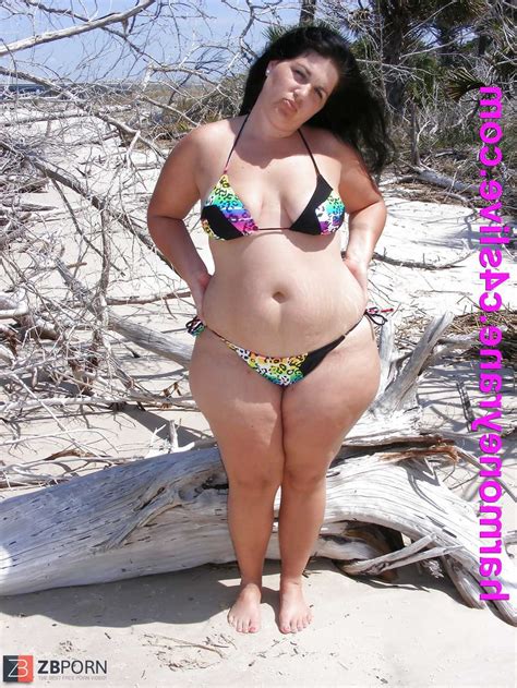 Harmoney Rane In A Bathing Suit ZB Porn