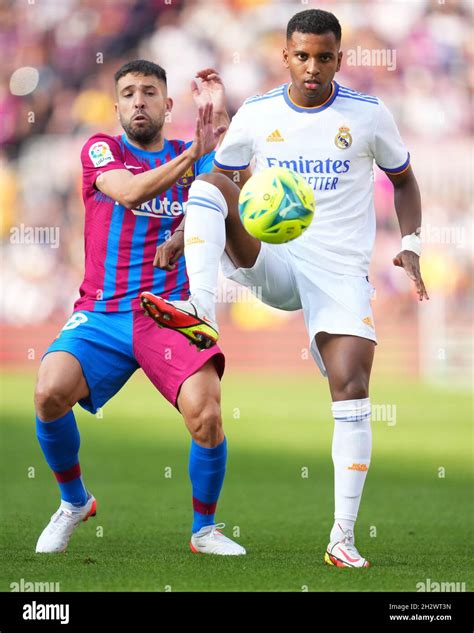 Jordi Alba of FC Barcelona and Rodrygo Goes of Real Madrid during the ...