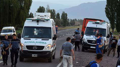 Tragedia En Tunuyán Un Joven Chocó Con Su Moto Cayó A Un Canal Y