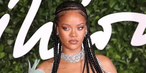 45 Fabulous Facts About Rihanna The Fact Site