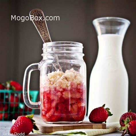 Berry Cobbler - MogoBox®