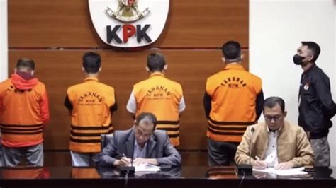 MA Putuskan Mantan Koruptor Tak Bisa Jadi Caleg ERAKINI ID