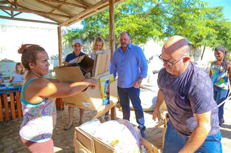 Coleta Seletiva Recolhe Toneladas De Res Duos Em Jornal