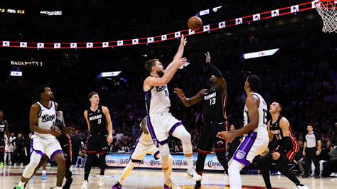 Heat Vs Kings Takeaways Domantas Sabonis Drops Game Winner Over Bam