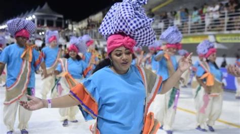 Hz Carnaval De Vitória Tem Até Fantasia De Graça Para Desfilar No