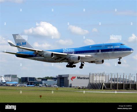 Fileklm Asia Boeing 747 400m Ph Bfm Nrt Wikimedia Commons Atelier