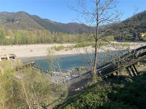 Ponte Albiano Magra Le Immagini Del Crollo