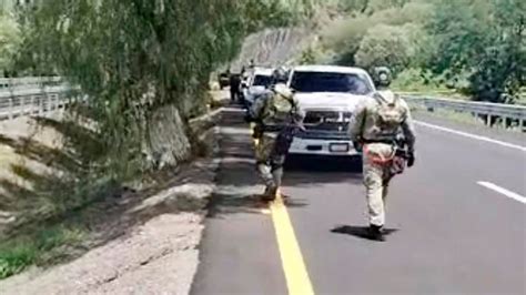 Hallan Cadáver En La Autopista De Occidente En Cuitzeo Michoacán