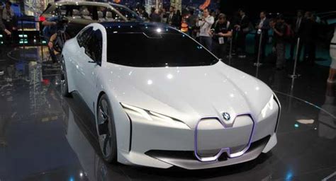 Check Out The BMW i Vision Dynamics (BMW i5 Concept 2021)