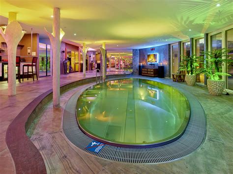 Extra Stunden Für Paare Buchen Im Luxfit Spa And Wellness Stuttgart