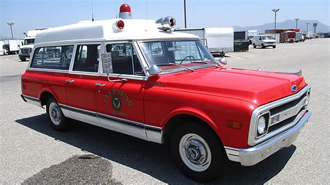 Chevy Suburban Ambulance Vintage Emergency Vehicles