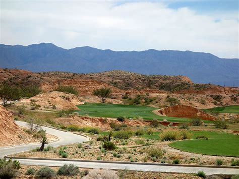 Photographs | GolfCourseGurus