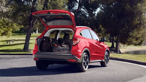 New 2018 Honda HR-V - Launch, Price, Details