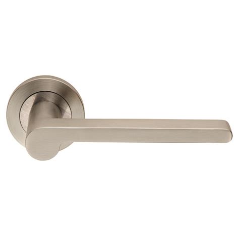 Steelworx Lubecca Lever On Concealed Fix Round Rose