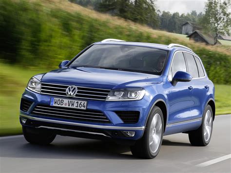 New VW Touareg TDI With 262 HP Consumes Just 6 6 L 100KM Autoevolution