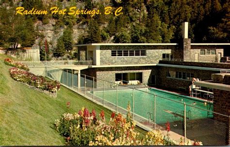 Canada Radium Hot Springs Aquacourt Swimming Pool Canada British Columbia Other Postcard