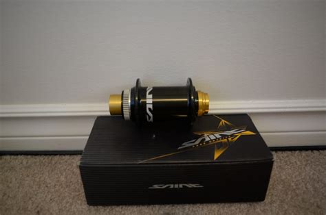 Brand New Shimano Saint M820 Hub 20mm For Sale