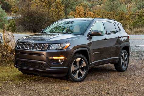 2021 Jeep Compass Review - Autotrader