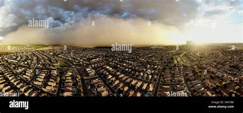 A Haboob (dust storm) about to engulf an entire suburban-Phoenix ...