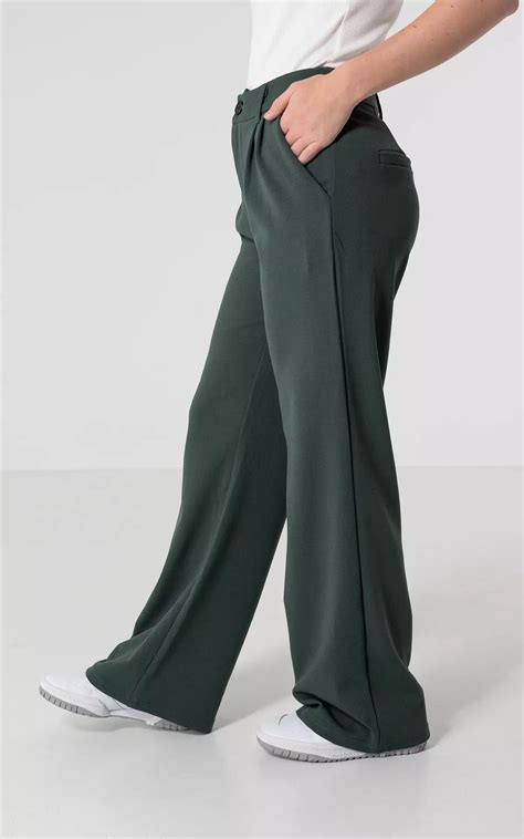 Basic Wide Leg Broek Kaki Guts Gusto Gutsgusto