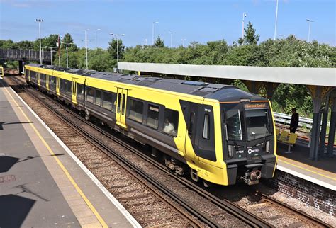 Merseyrail Electric Unit 777021 Birkenhead North There Are Flickr