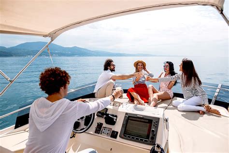 Common Causes of Boating Accidents | Boats.net