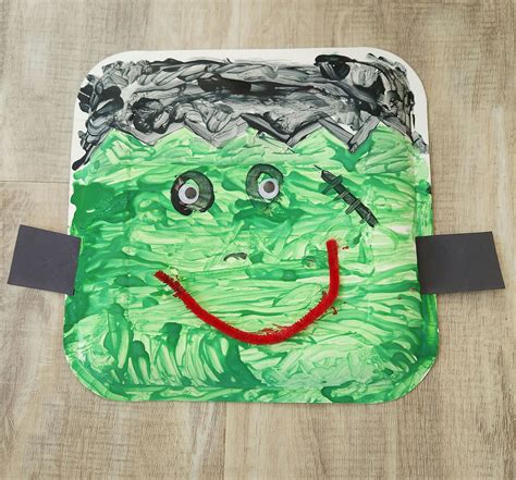 Halloween Paper Plate Art