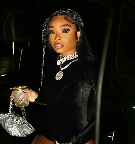 New media deals will lola taylor into a mainstream career path 20