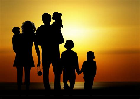 family-children-sunset-silhouette | Bookkeeper Hub