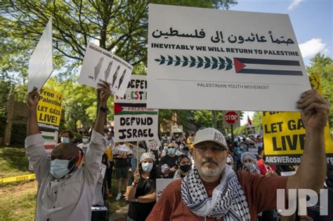 Photo Protesters Gather At Embassy Of Israel In Washington Dc