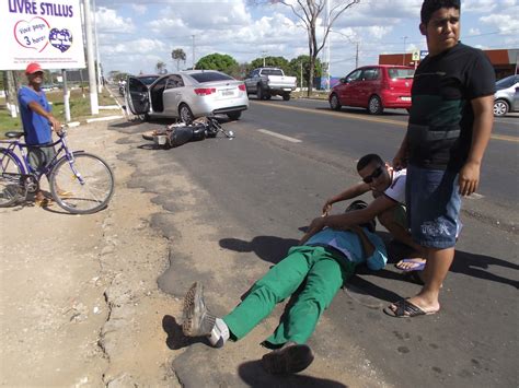 Noticias Negócios Itz GRAVE ACIDENTE EM FRENTE AO ATACADÃO NA BR 010