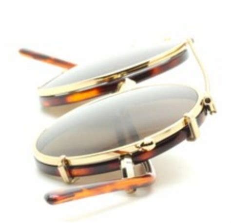 True Round Nhs Style Spectacles With Matching Sun Clip By Beuren Saddle Bridge And Curlsides