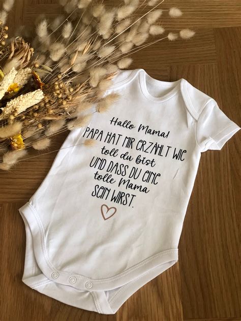 Babybody Hallo Mama Personalisierter Babybody Body Personalisiert