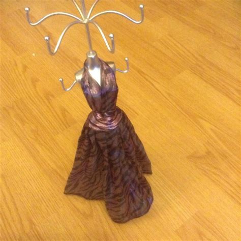 Подставка для цепочек Манекен – купить в Москве, цена 599 руб., дата ...