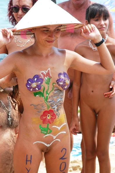 Les Amis Naturistes Forum View Topic Le Body Painting