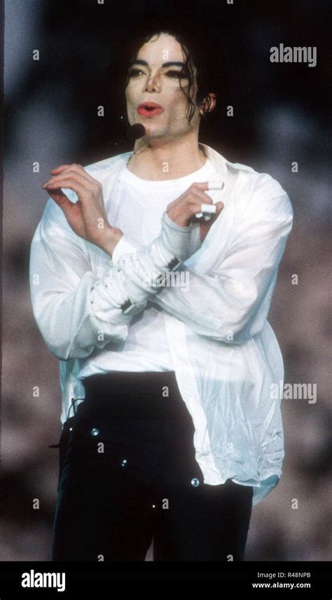 Michael Jackson 1993 Photo By John Barrett/PHOTOlink Stock Photo - Alamy