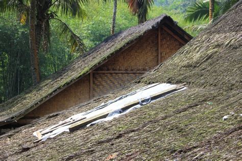 Sulah Nyanda Rumah Dengan Konsep Aturan Adat Khas Suku Baduy