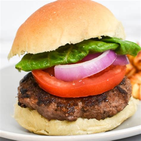 Simple Burger Recipe (No Breadcrumbs) - Thyme For The Table