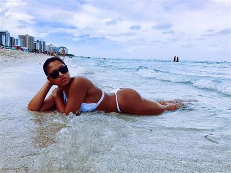 Hot Sexy Patricia Kazadi Bikini Pics