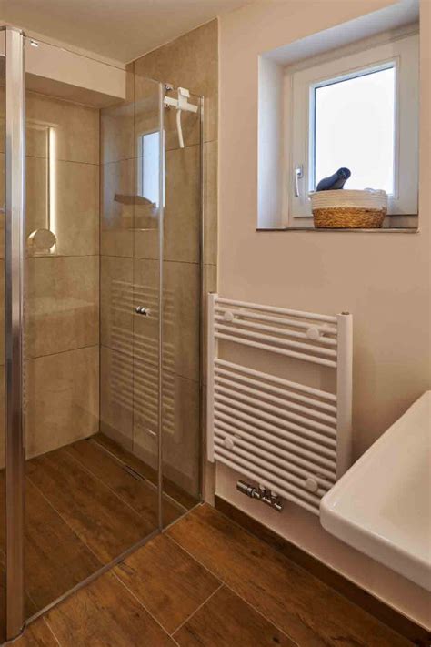 Konventchen Boardinghouse Nude Dusche Konventchen