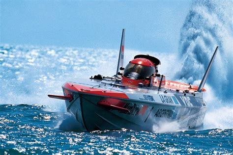 Fastest Boat Speed Ever Recorded | Fast boats, Boat, Barge boat