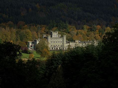 Taymouth Castle, Aberfeldy holiday accommodation: holiday houses & more ...