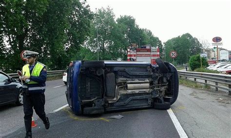 Cinisello Ciclista Travolto Da Auto Morto Sul Colpo